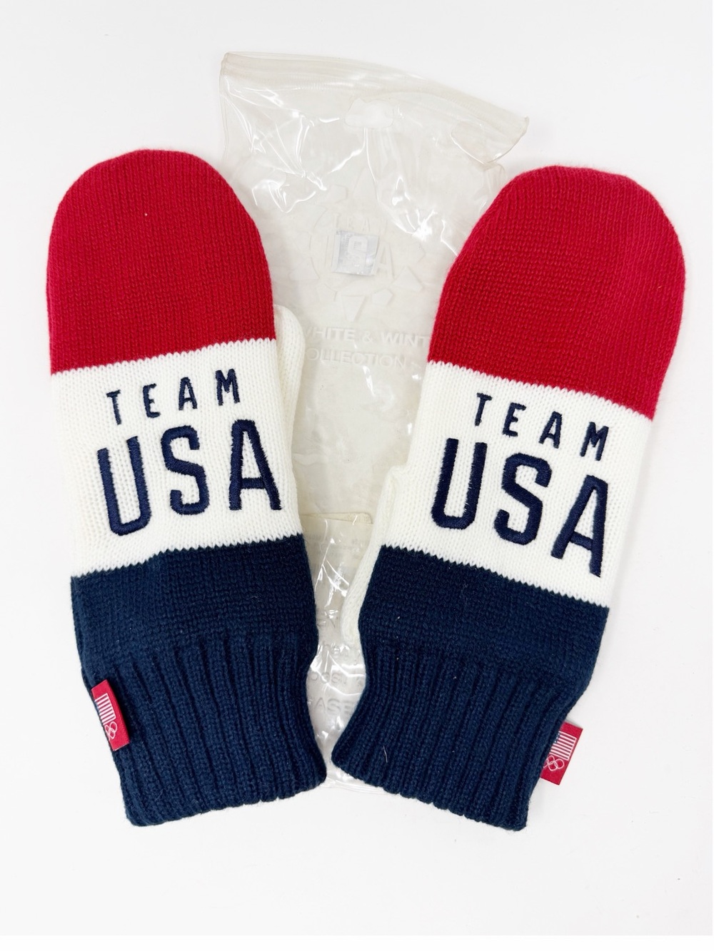 Team USA Olympic mittens. Fleece lined